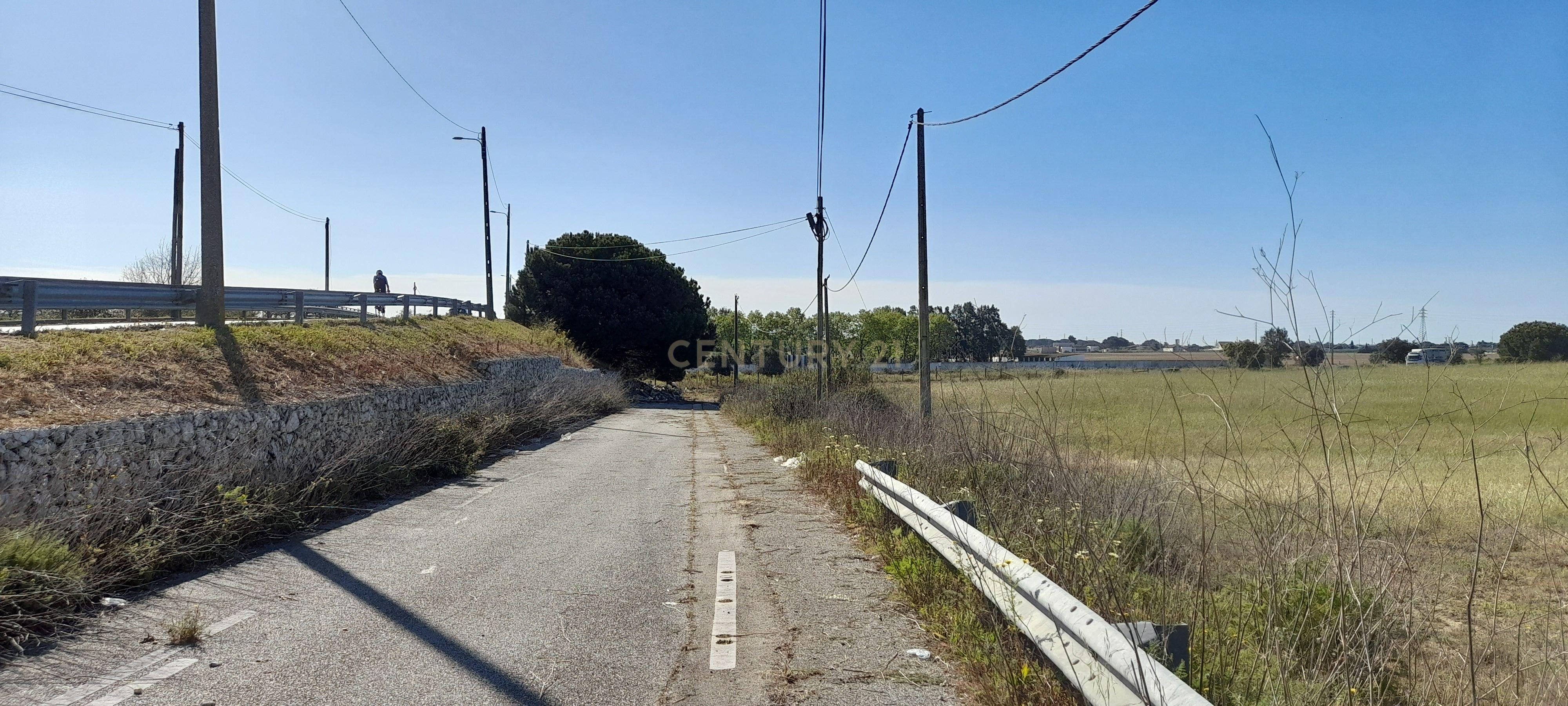 Terreno urbano com possibilidade de construção em Vale da Resina, freguesia de Alcochete - Image 9