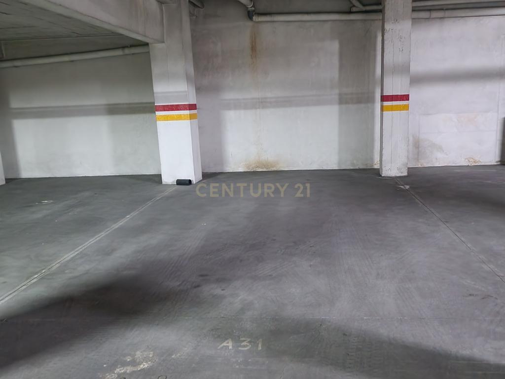 Estacionamento Coberto - Quinta do Conde  - Image 1