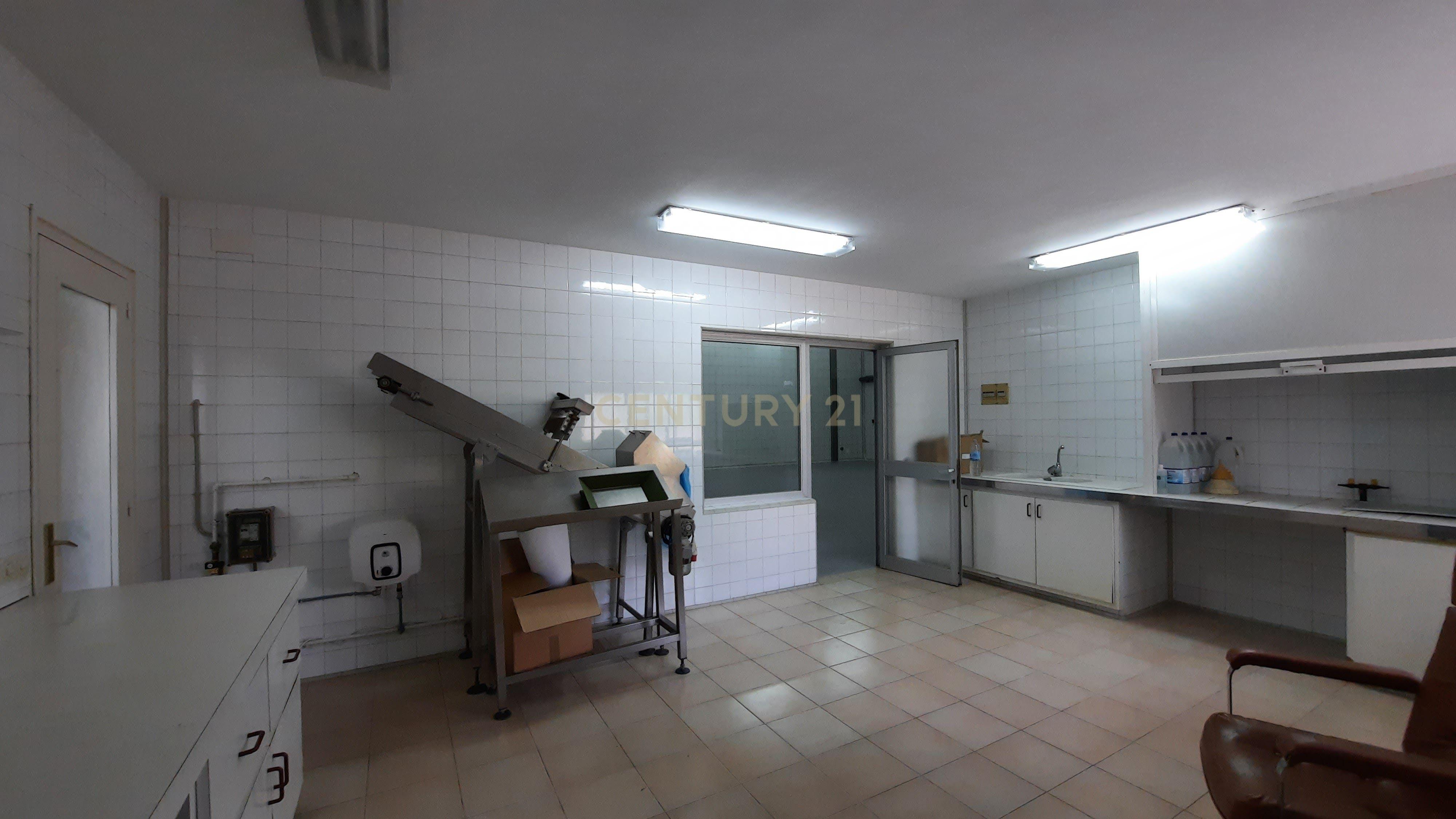 undefined - Image 9