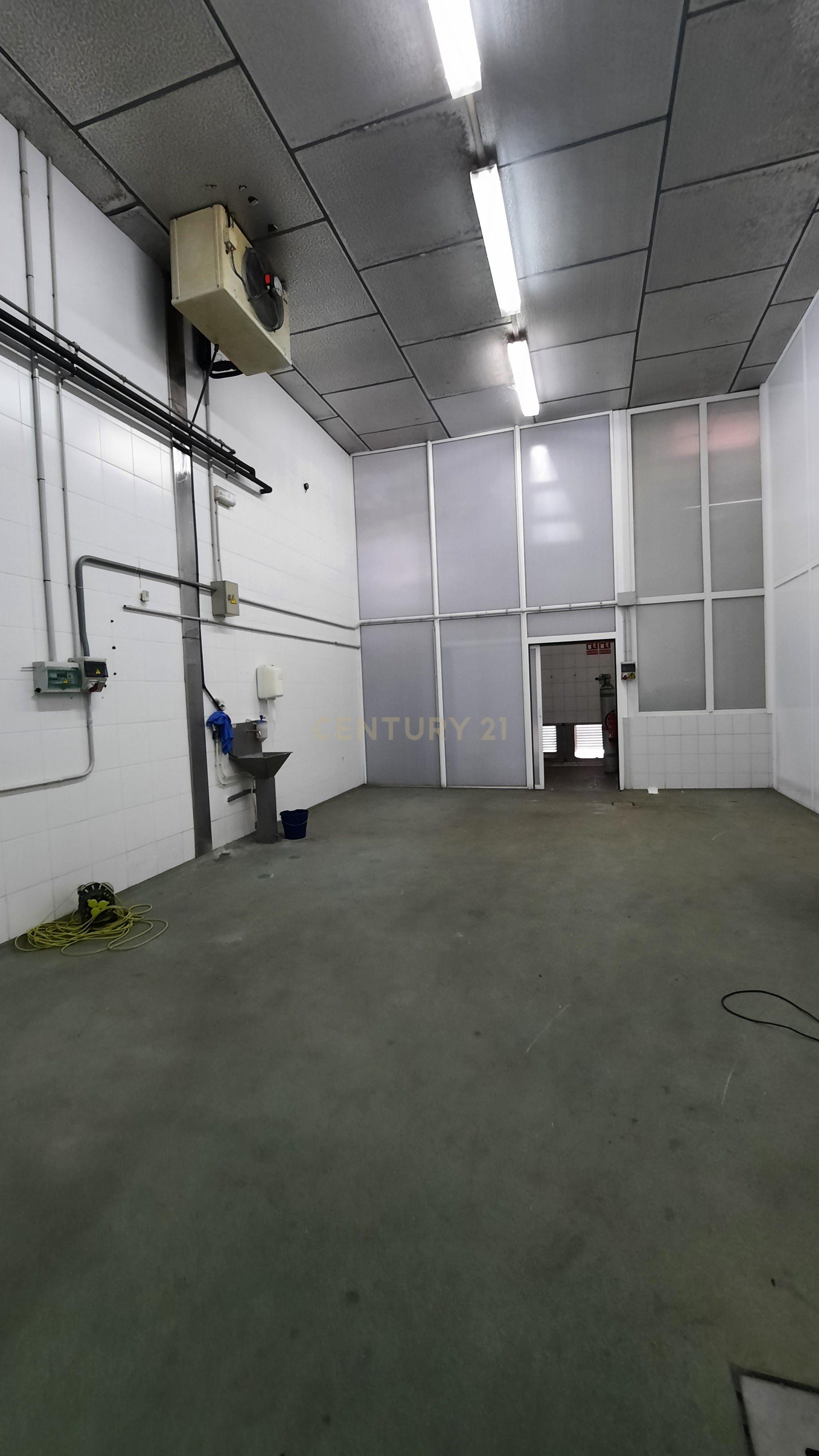 undefined - Image 33