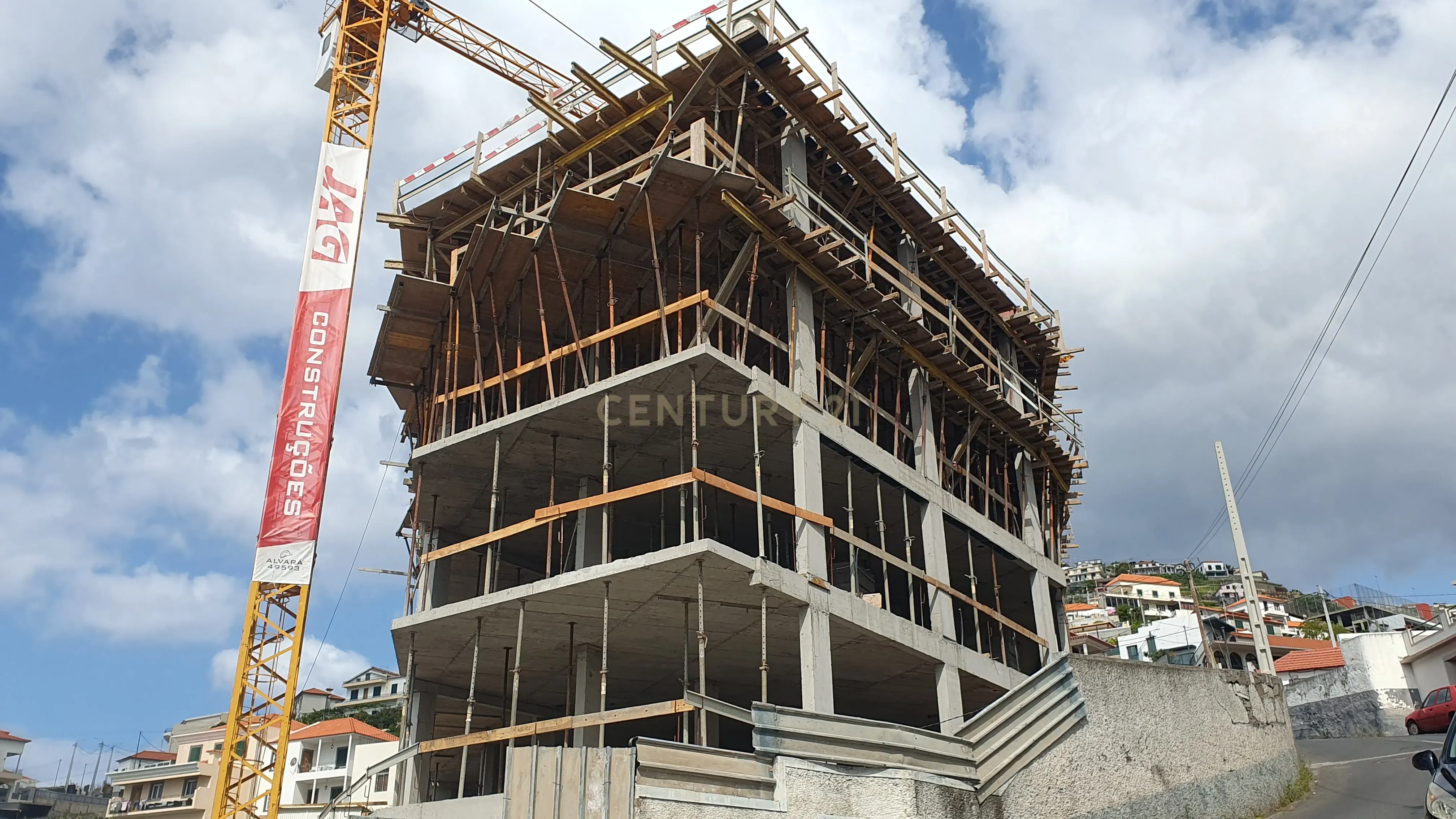 T3 último andar com terraço privado - Câmara de Lobos - Ilha da Madeira - Image 3
