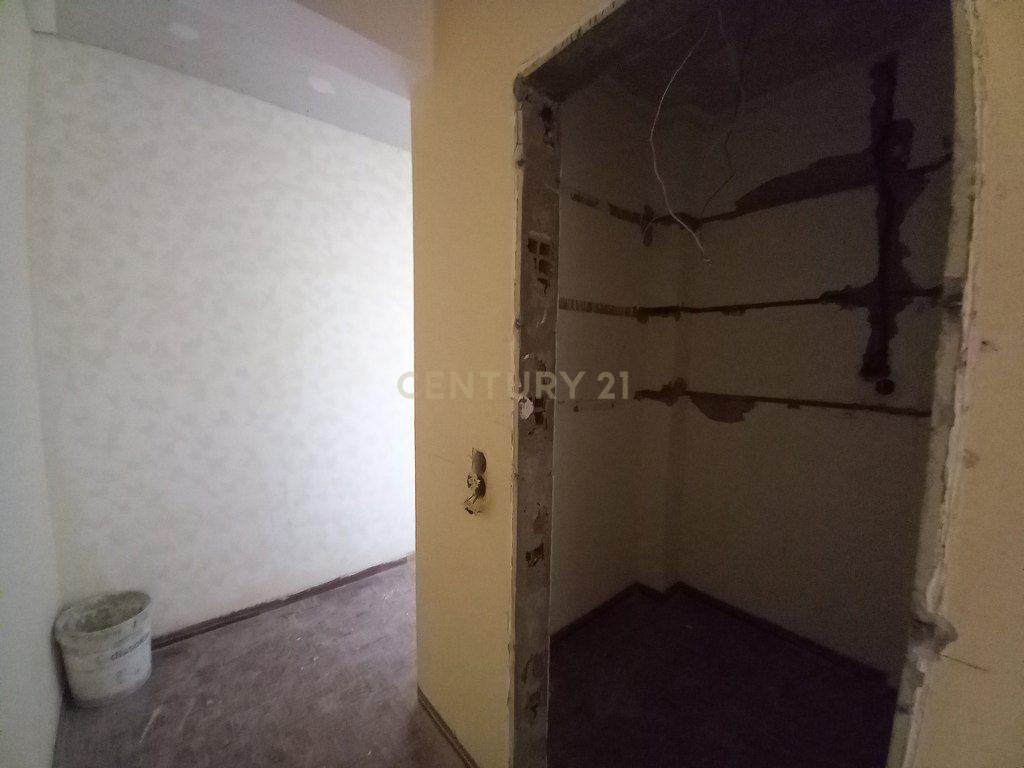 Renovação Exclusiva: Apartamento de 3 Assoalhadas Próximo ao Bairro Afonso Costa em Setúbal - Image 10