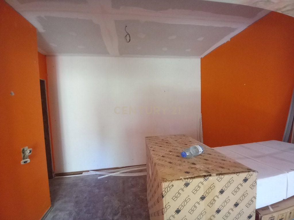 Renovação Exclusiva: Apartamento de 3 Assoalhadas Próximo ao Bairro Afonso Costa em Setúbal - Image 6