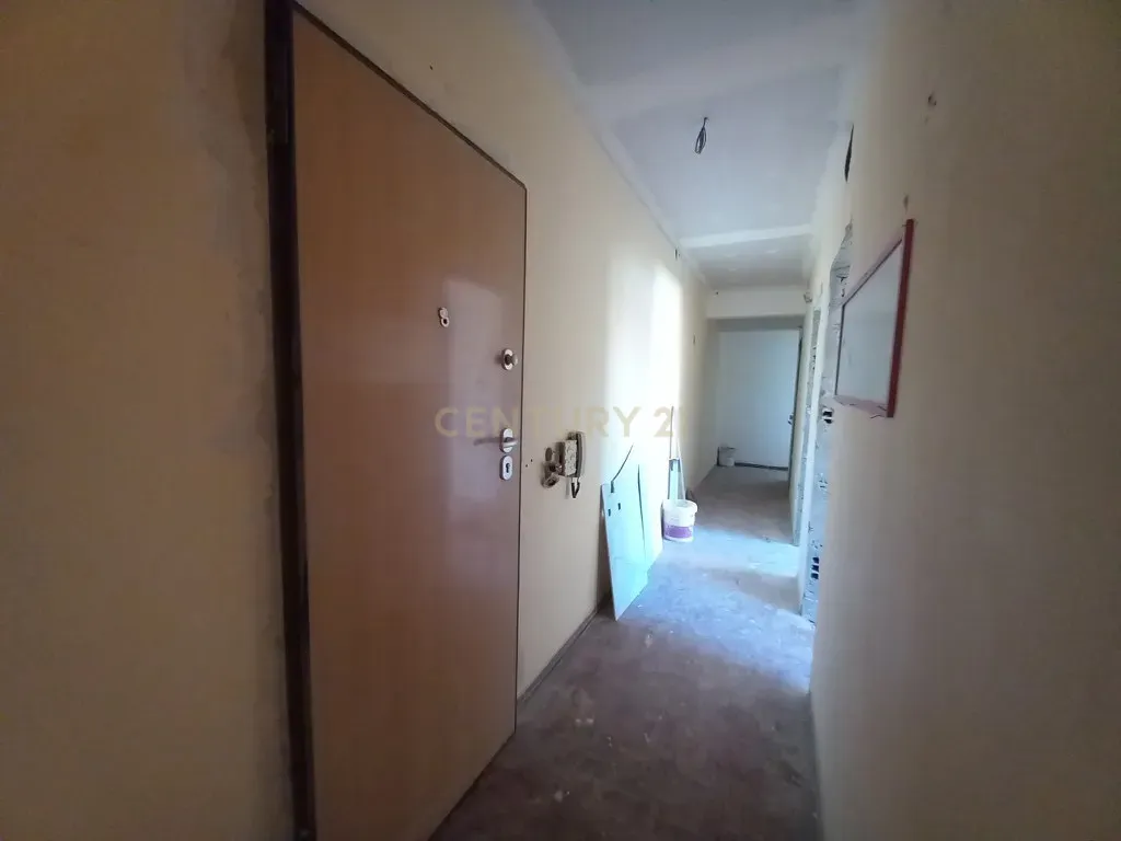 Renovação Exclusiva: Apartamento de 3 Assoalhadas Próximo ao Bairro Afonso Costa em Setúbal - Image 24