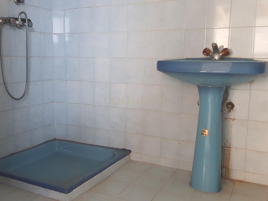 Casa T2 em Boticas com Jardim e Vista para a Montanha - Image 3