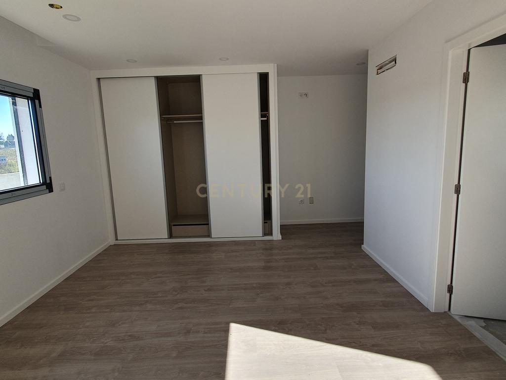 Moradia Térrea T3 em fase final de Construção - Image 11
