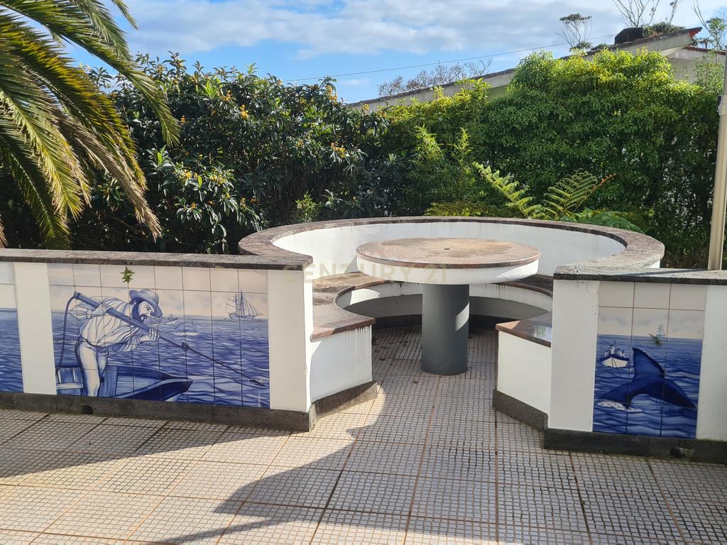 Propriedade Exclusiva na Caloura, São Miguel – Localização Privilegiada com Licença AL - Image 6