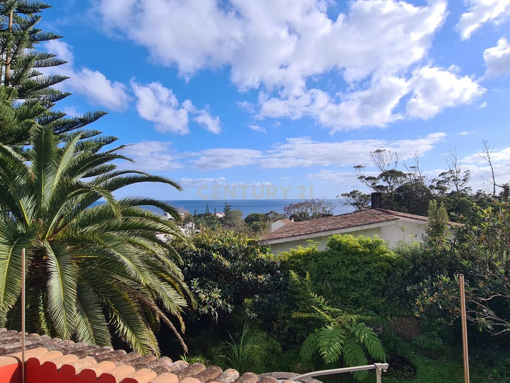 Propriedade Exclusiva na Caloura, São Miguel – Localização Privilegiada com Licença AL - Image 20