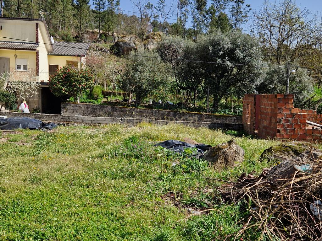 Terreno urbano para construção de moradia isolada - Image 3