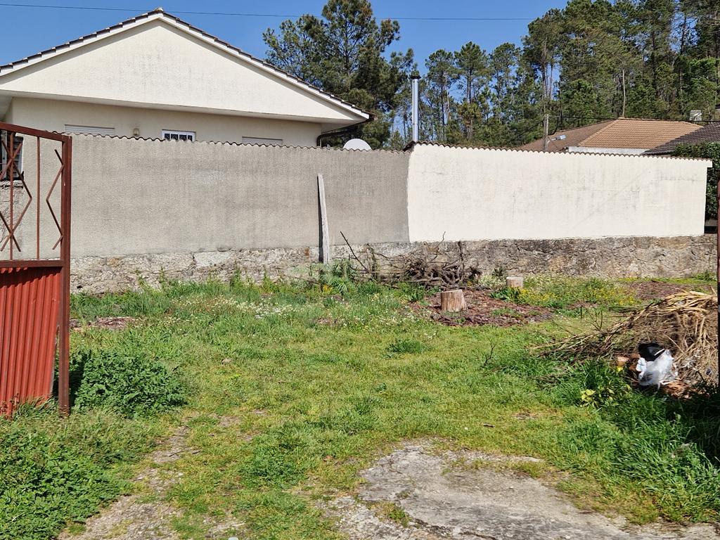 Terreno urbano para construção de moradia isolada - Image 2