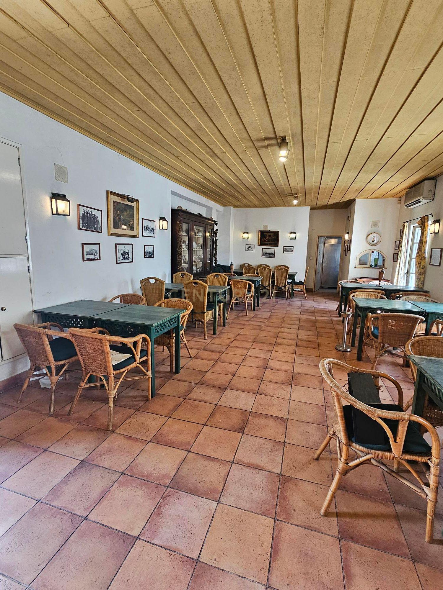 Espetacular Investimento no centro da Costa da Caparica - Image 42