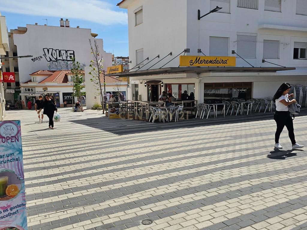 Espetacular Investimento no centro da Costa da Caparica - Image 37