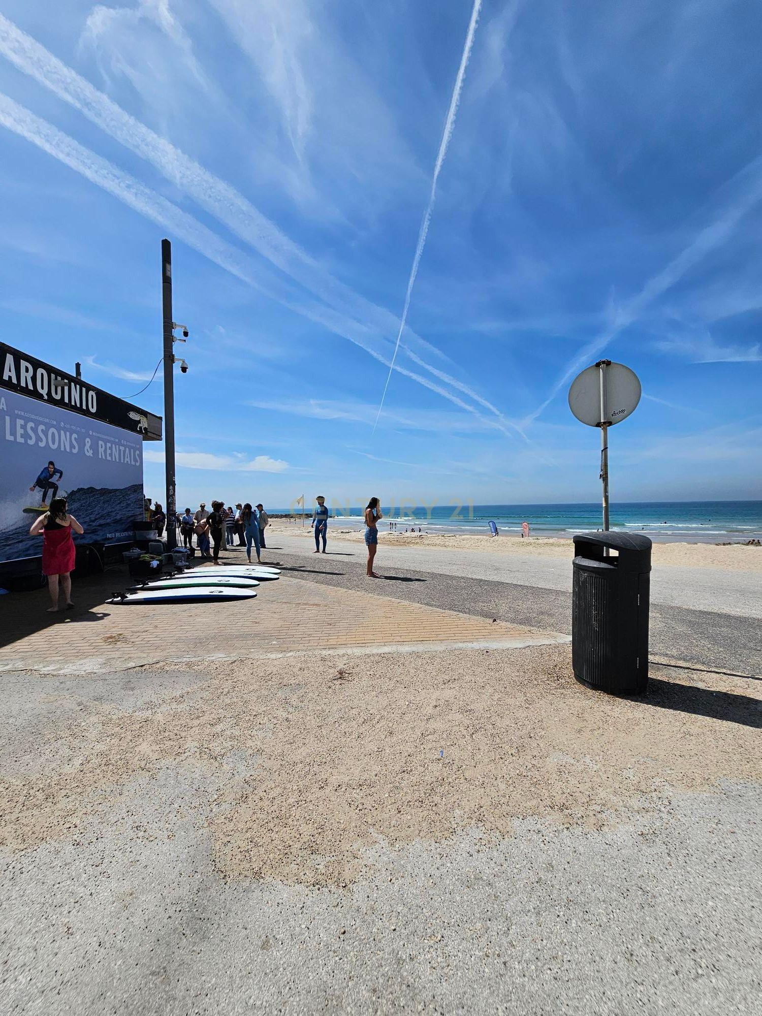 Espetacular Investimento no centro da Costa da Caparica - Image 30