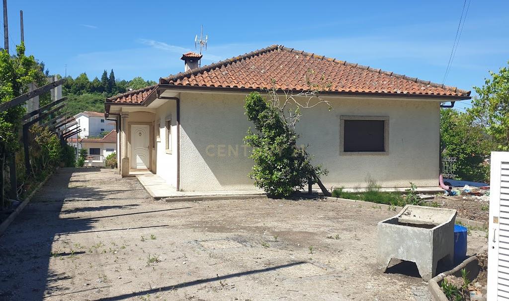 Venda de Moradia T3 em Fafe - Image 3