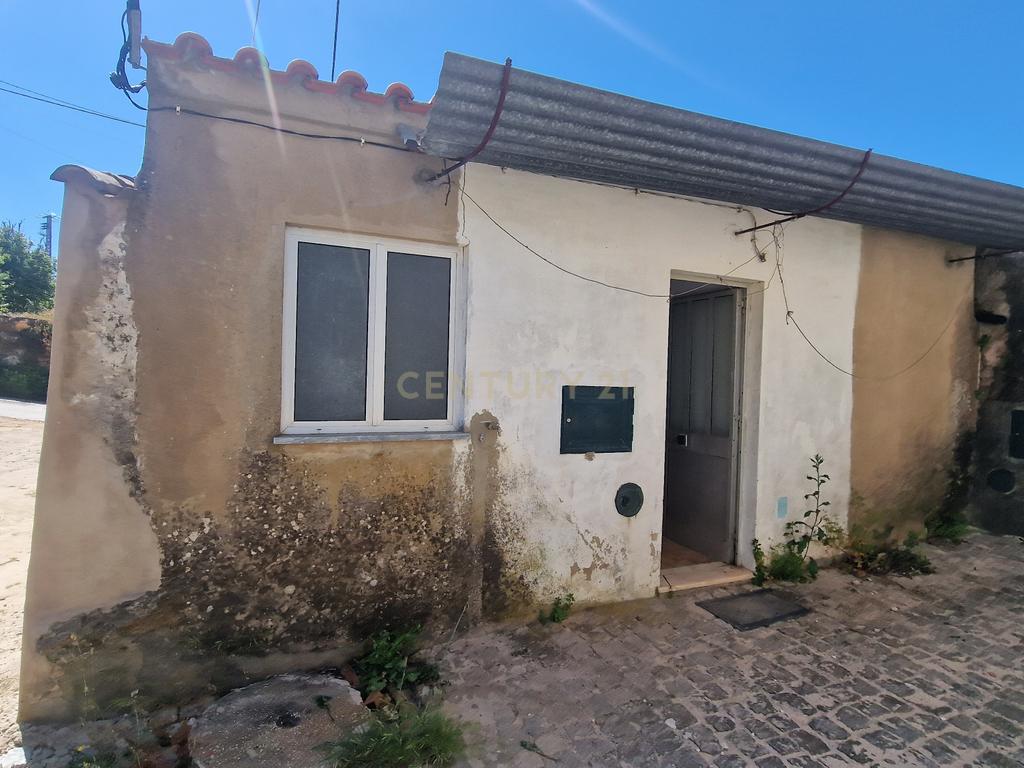 Casa típica algarvia está situada na pitoresca vila de Alcaria do Peso, em Monchique. - Image 3
