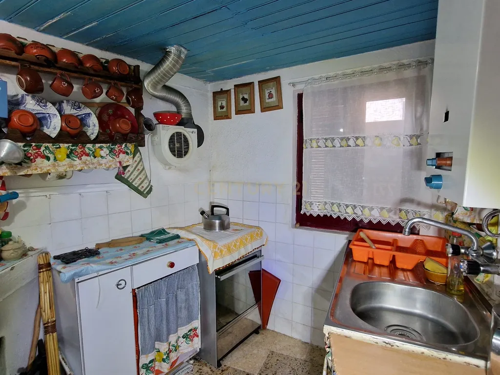 Moradia típica localizada em Sazes da Beira, no coração da Serra da Estrela! - Image 14