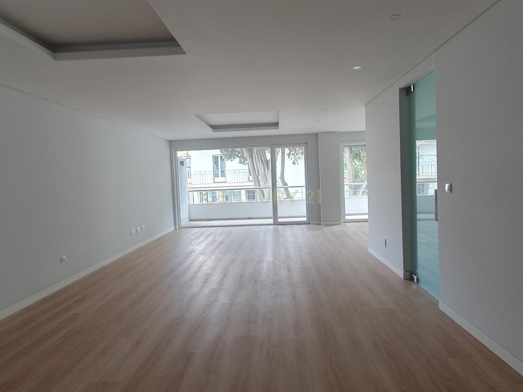 Magnifico Apartamento Novo T3 em Carcavelos - Image 6