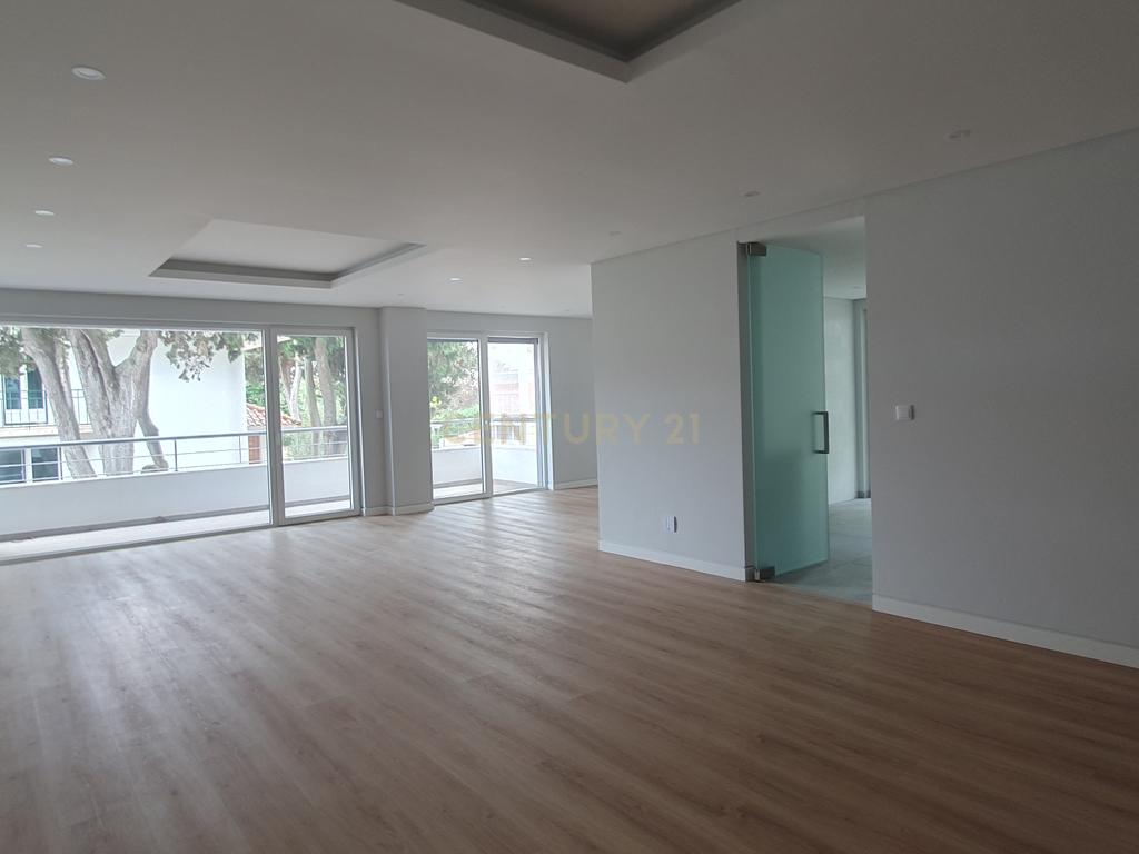 Magnifico Apartamento Novo T3 em Carcavelos - Image 9