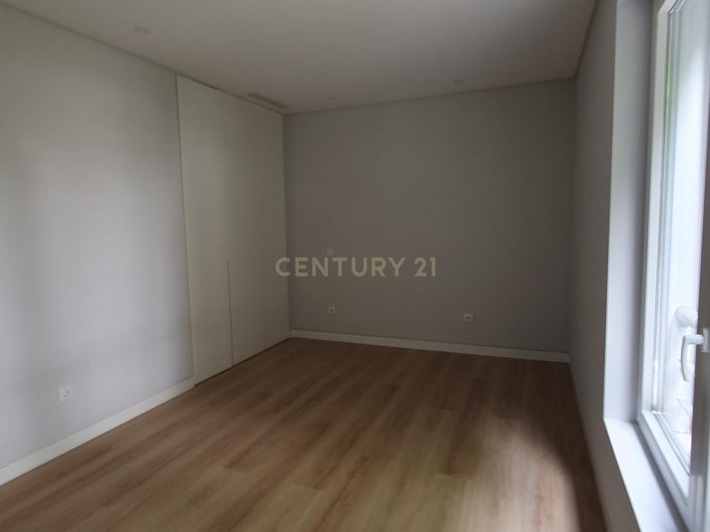 Magnifico Apartamento Novo T3 em Carcavelos - Image 24