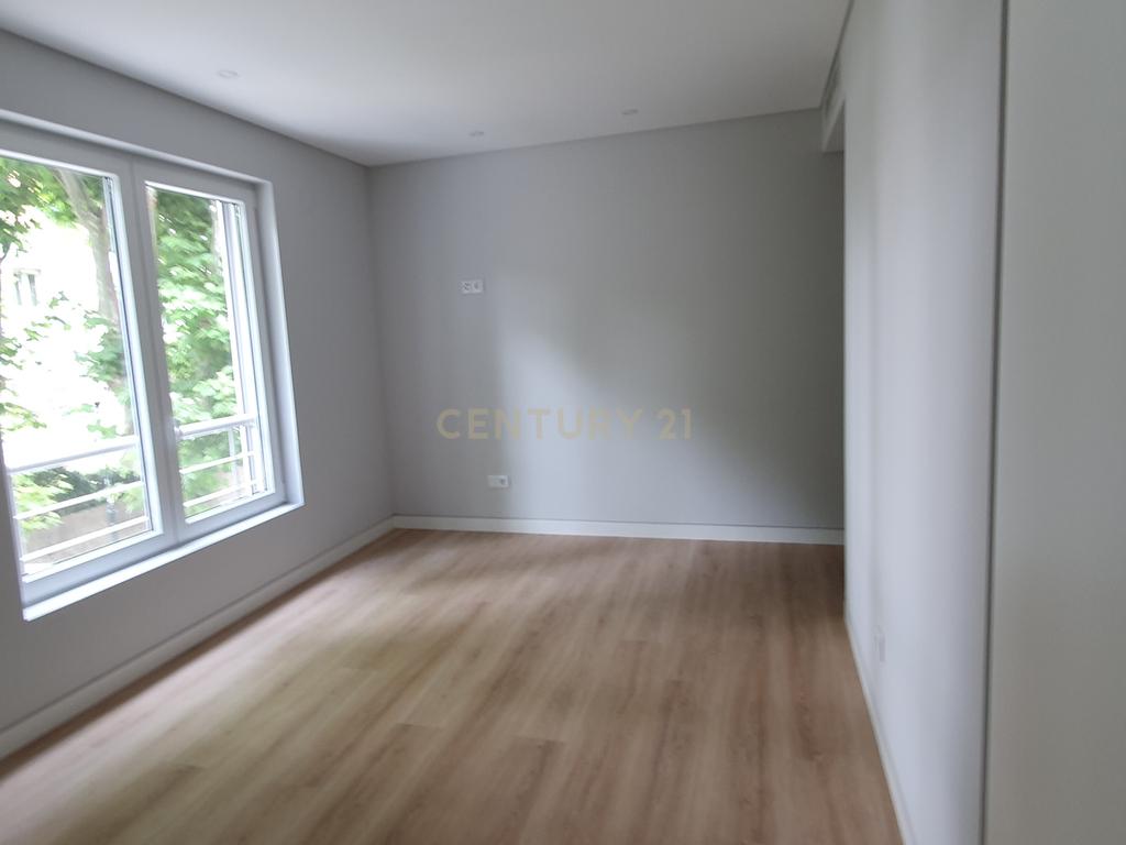 Magnifico Apartamento Novo T3 em Carcavelos - Image 23