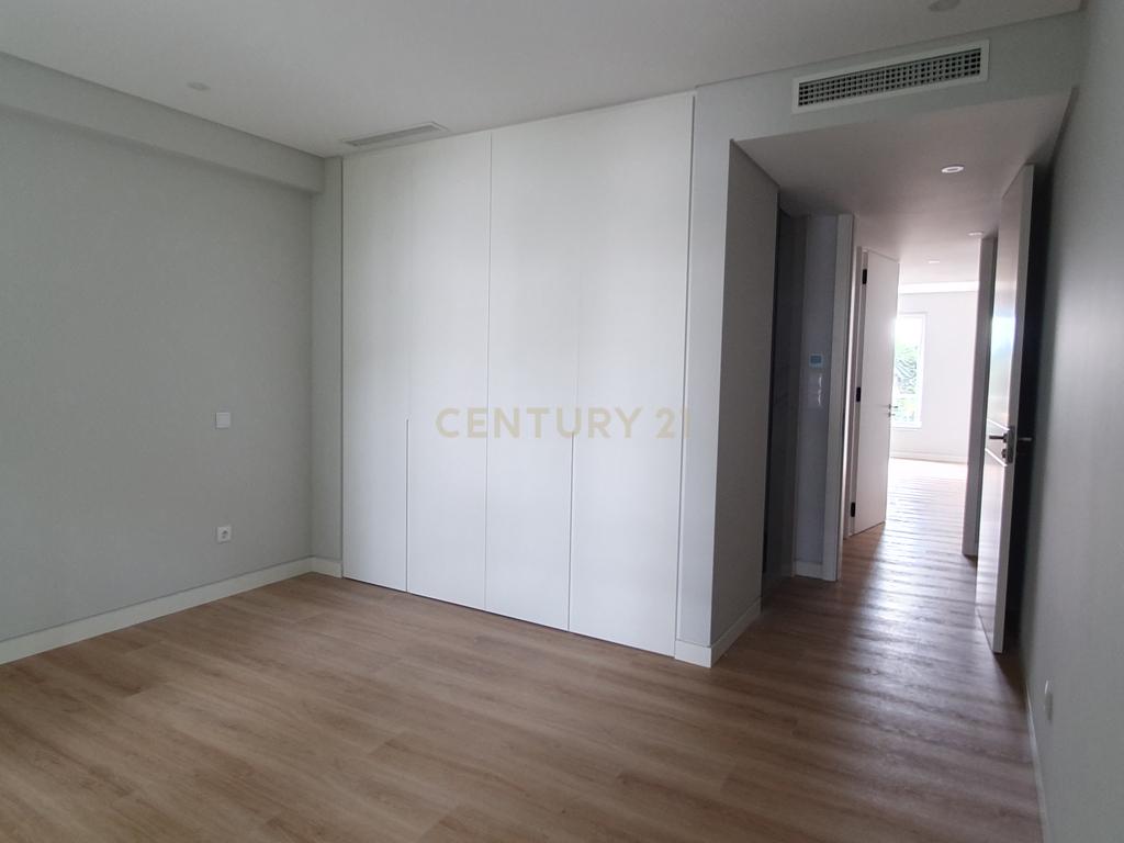 Magnifico Apartamento Novo T3 em Carcavelos - Image 20