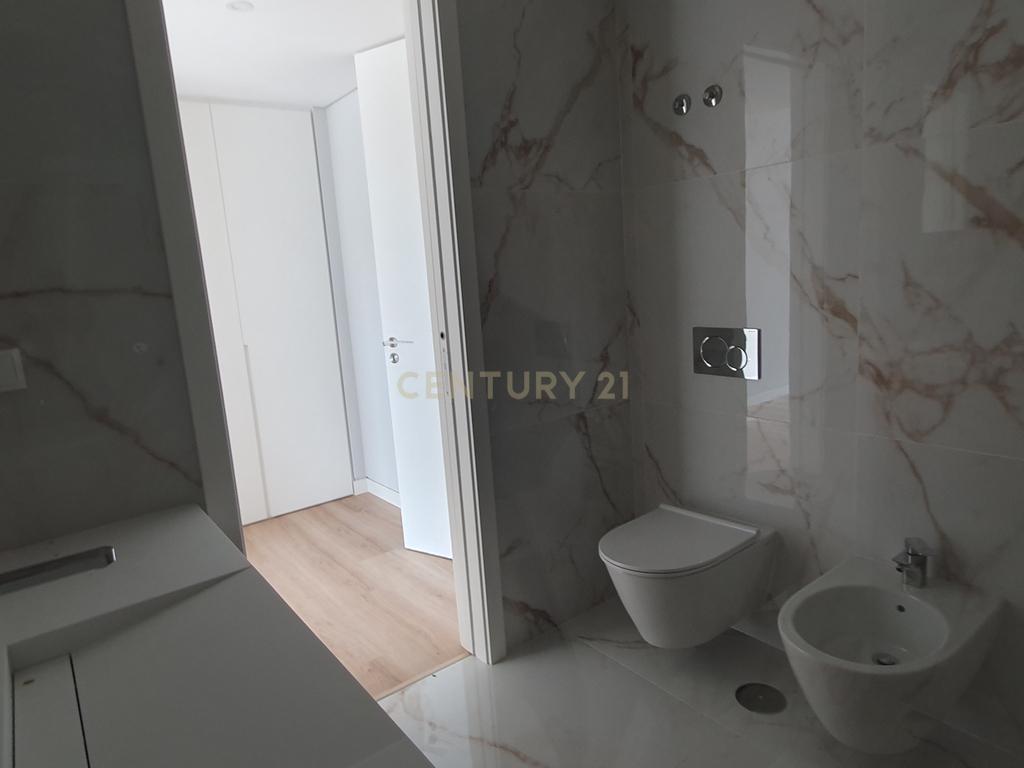 Magnifico Apartamento Novo T3 em Carcavelos - Image 27