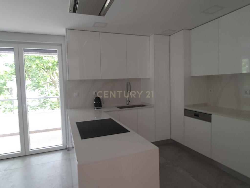 Magnifico Apartamento Novo T3 em Carcavelos - Image 14