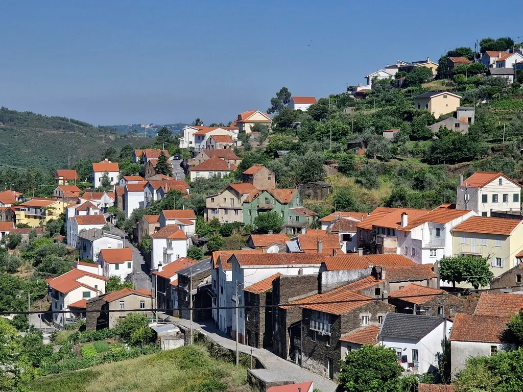 Moradia típica localizada em Sazes da Beira, no coração da Serra da Estrela! - Image 16