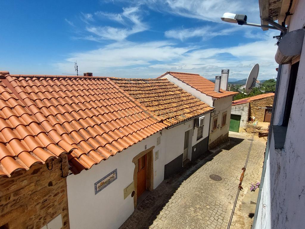 Moradia em banda em venda em Penha Garcia - Image 3