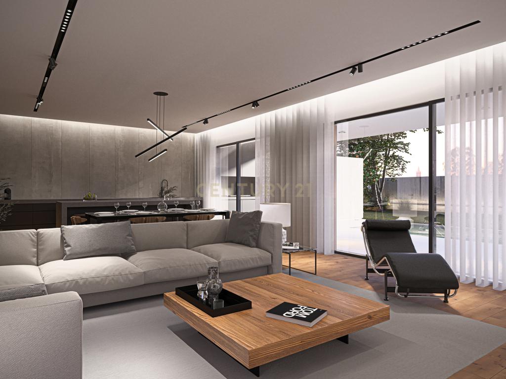 Moradia T4, em construção, no Bairro Sra da Luz - Image 5