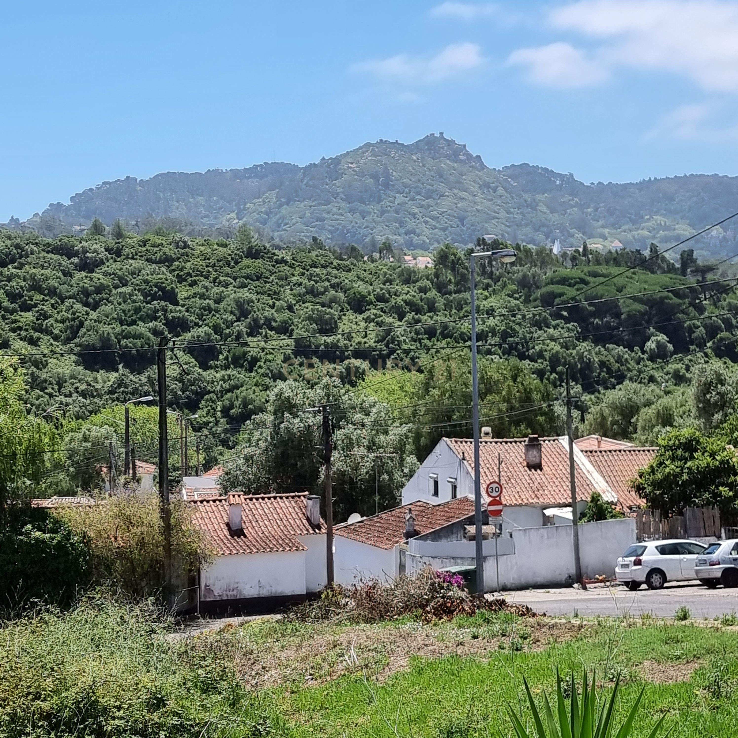 Sintra - Cabriz, terreno Urbano com 722m2 para construção de moradia - Image 1