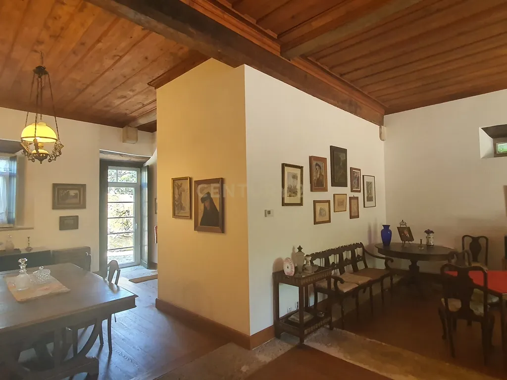 QUINTA com casa de 120 ANOS para HOTEL de charme a 4 minutos da NASCENTE do RIO LIZ em Leiria - Image 30