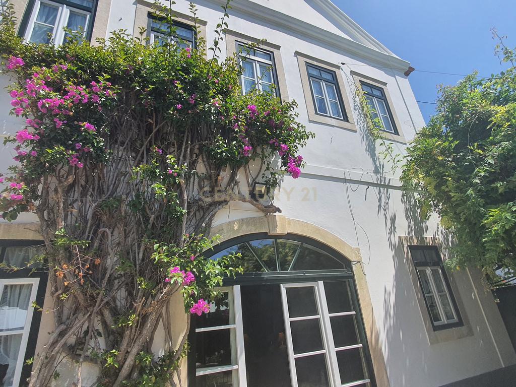 QUINTA com casa de 120 ANOS para HOTEL de charme a 4 minutos da NASCENTE do RIO LIZ em Leiria - Image 25
