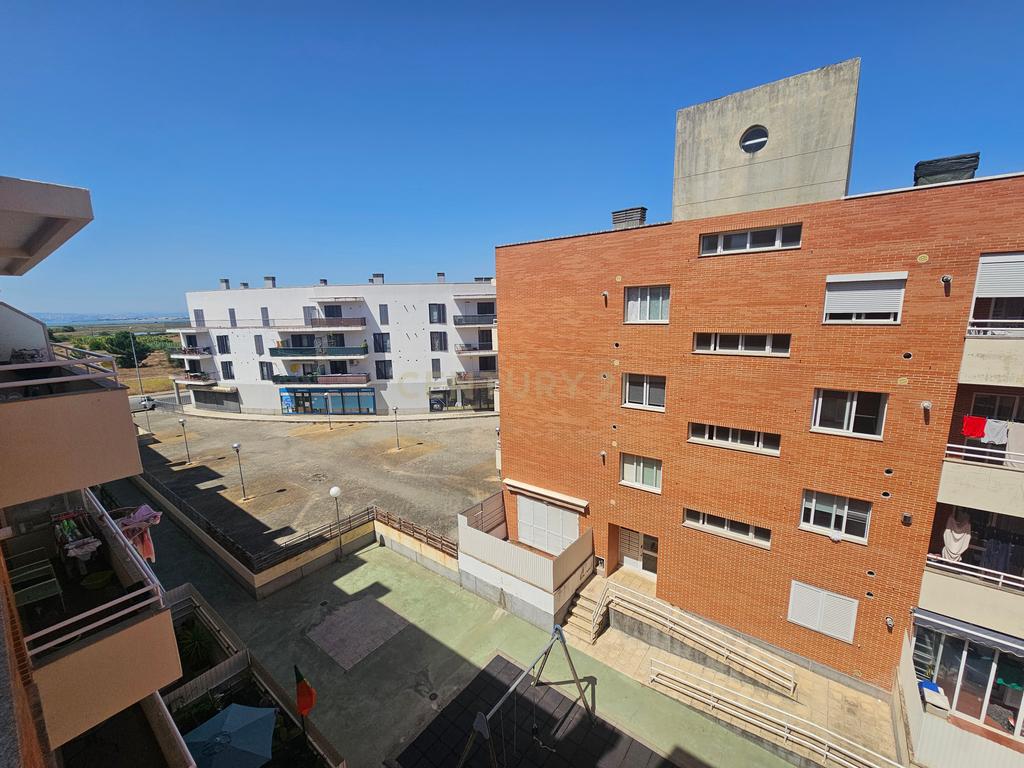 Apartamento T3 na Urbanização Quinta Fonte da Prata - Image 22