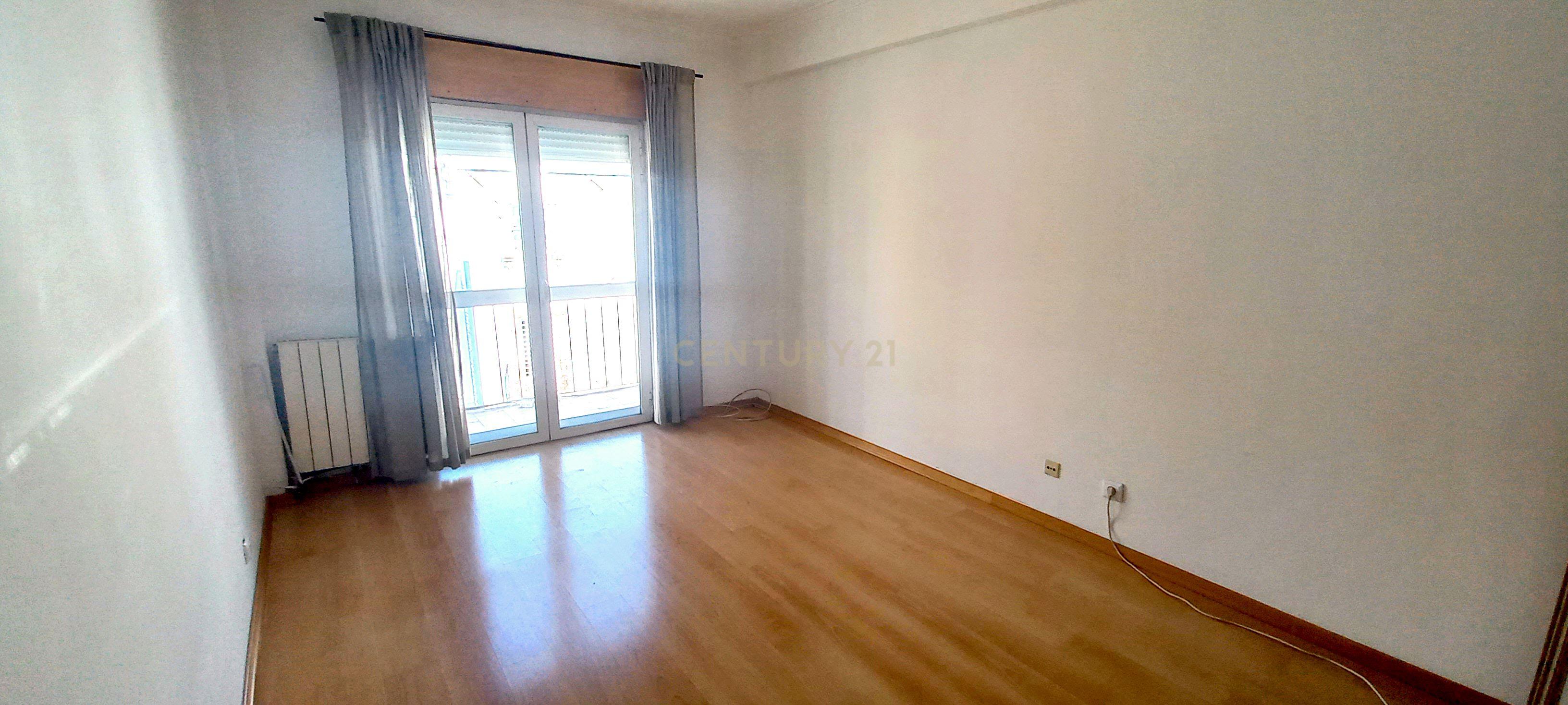 Excelente T2 em São Bento, Lisboa - FOR SALE - À VENDRE - Image 8