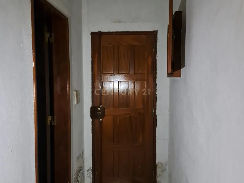 Garagem com 66 m2, para venda no Cacém - Image 4