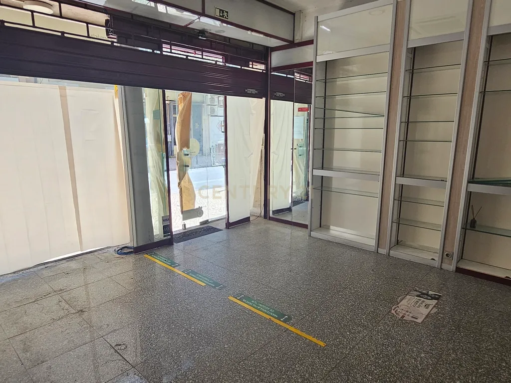 Loja c/ montra Alvalade - Image 3