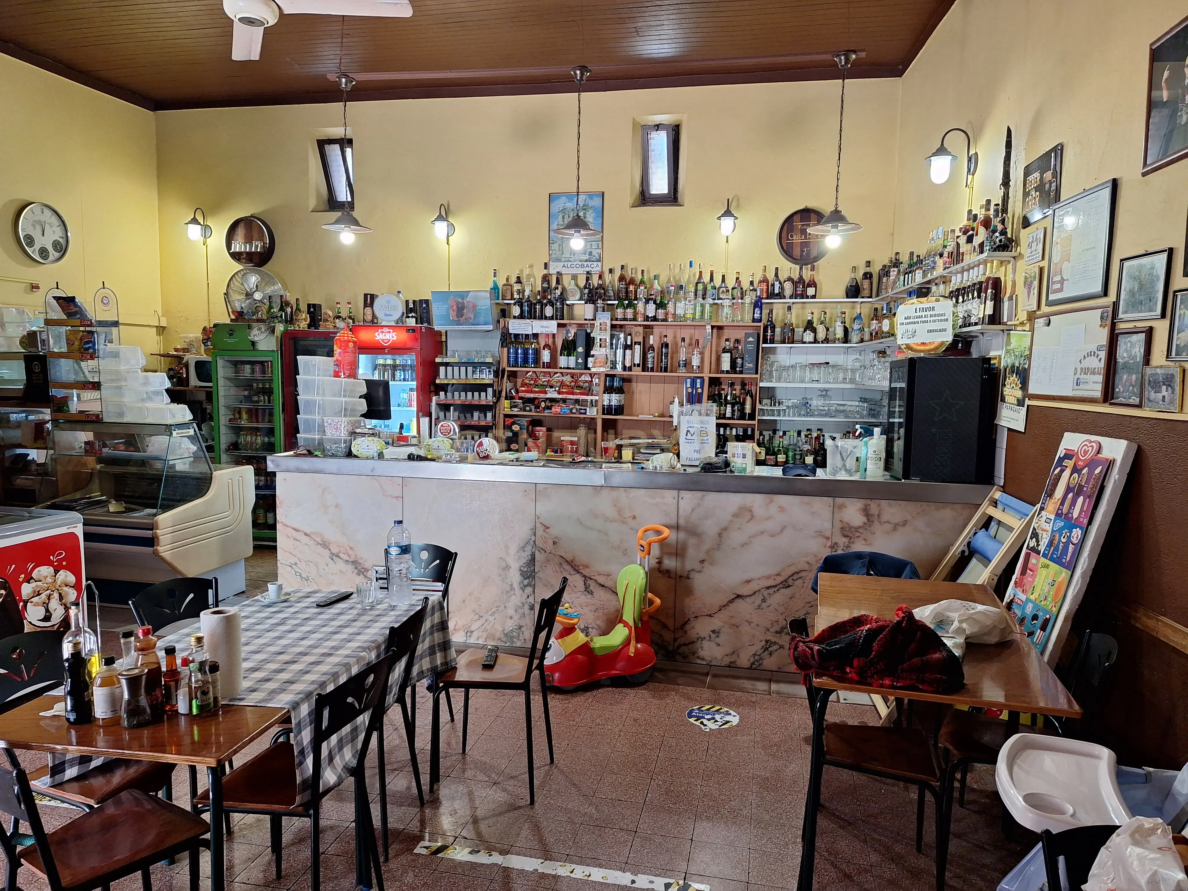 Trespasse Café-Bar: A Taberna do Papagaio, no Barreiro - Image 5