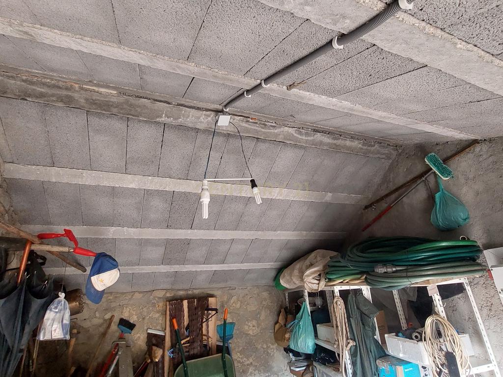 Terreno Rústico com Construção em Penha Garcia - Image 18