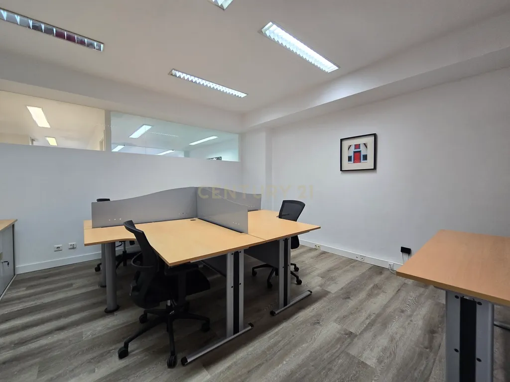 CoWorking - Sala Escritório - Arrendamento - Image 12
