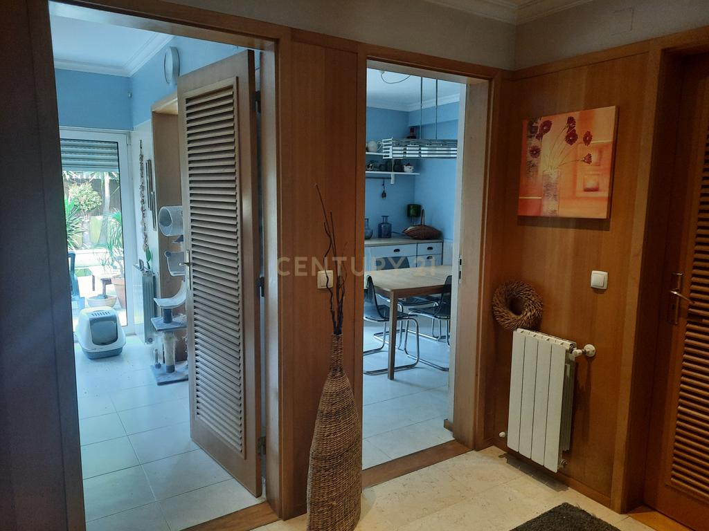 Moradia T6 - Porto Salvo - Oeiras - Image 28