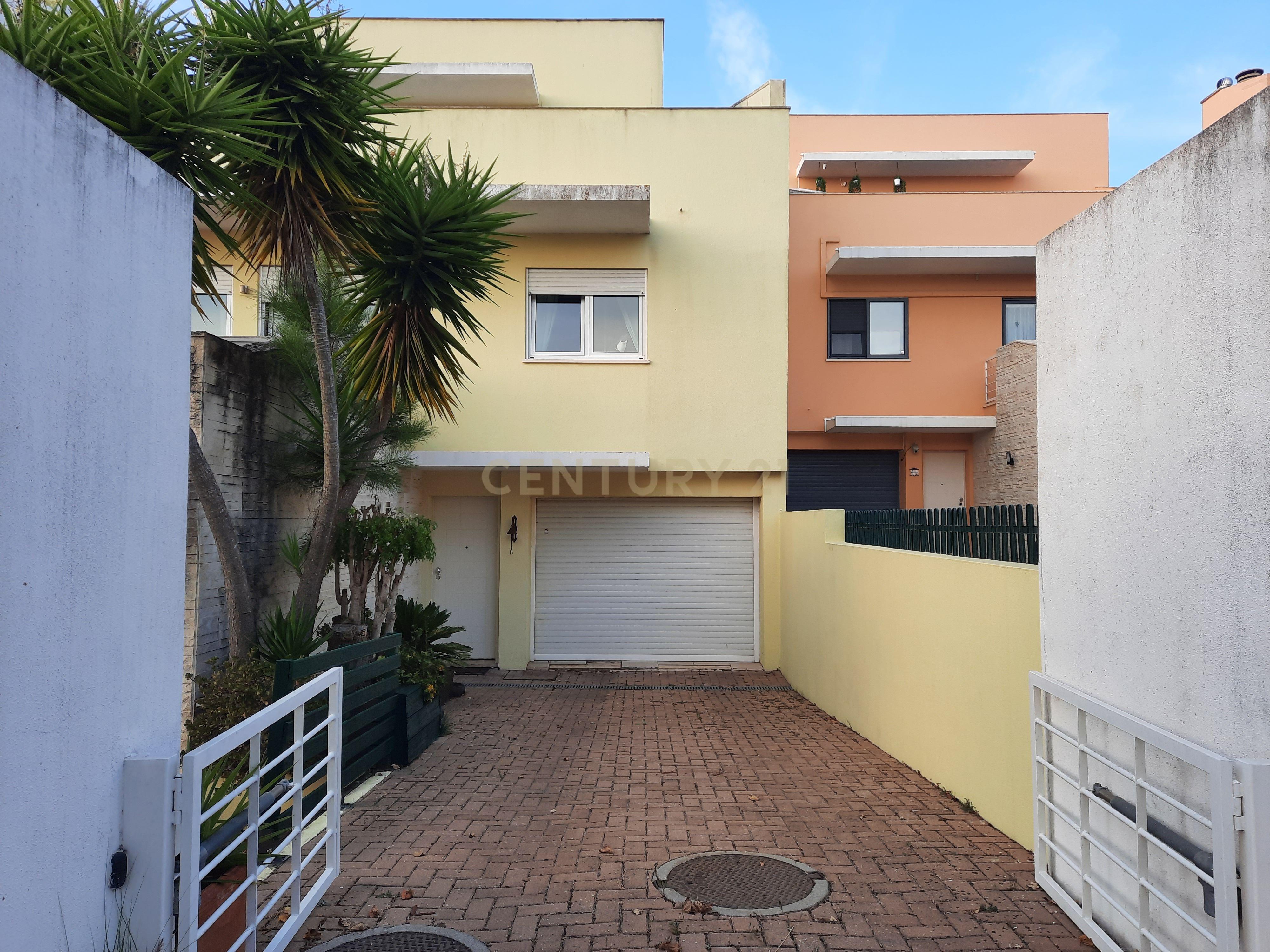 Moradia T6 - Porto Salvo - Oeiras - Image 36