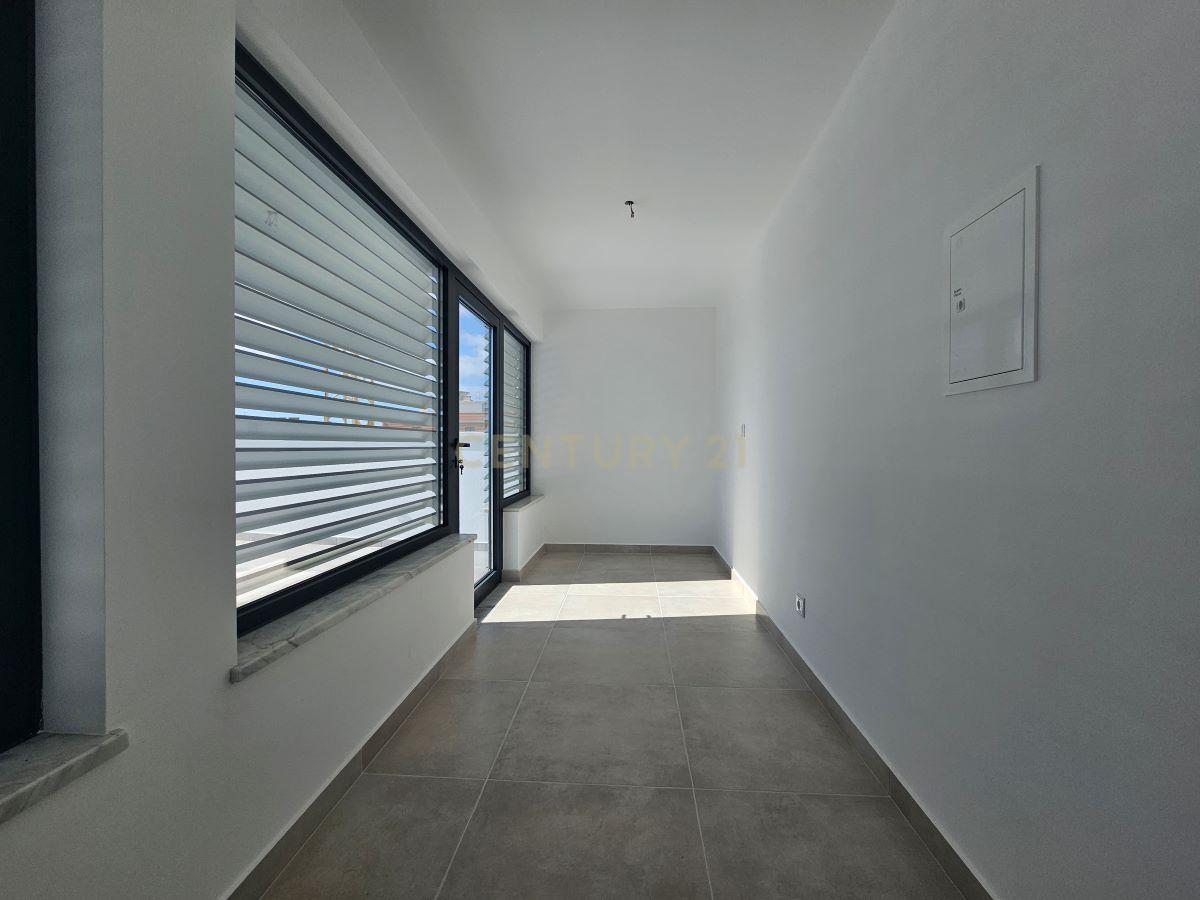 Apartamento T4 Top Floor com garagem em Box para 2 carros em Tavira - Image 18