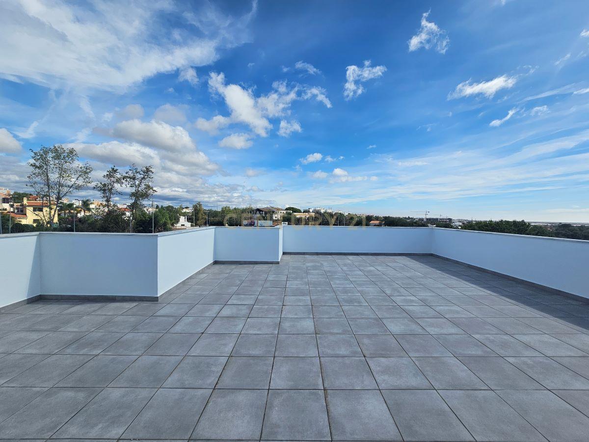 Apartamento T4 Top Floor com garagem em Box para 2 carros em Tavira - Image 22