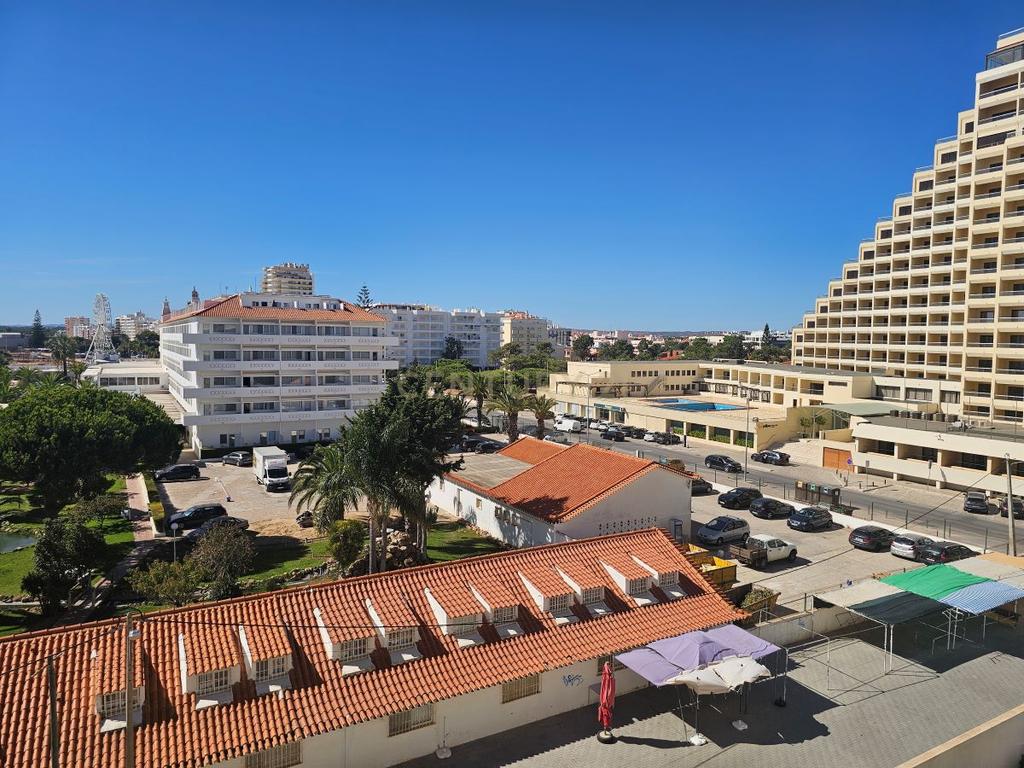 Apartamento T1 no Aparthotel Dunamar, 1ª linha de Monte Gordo – Excelente Oportunidade de Investimento! - Image 11