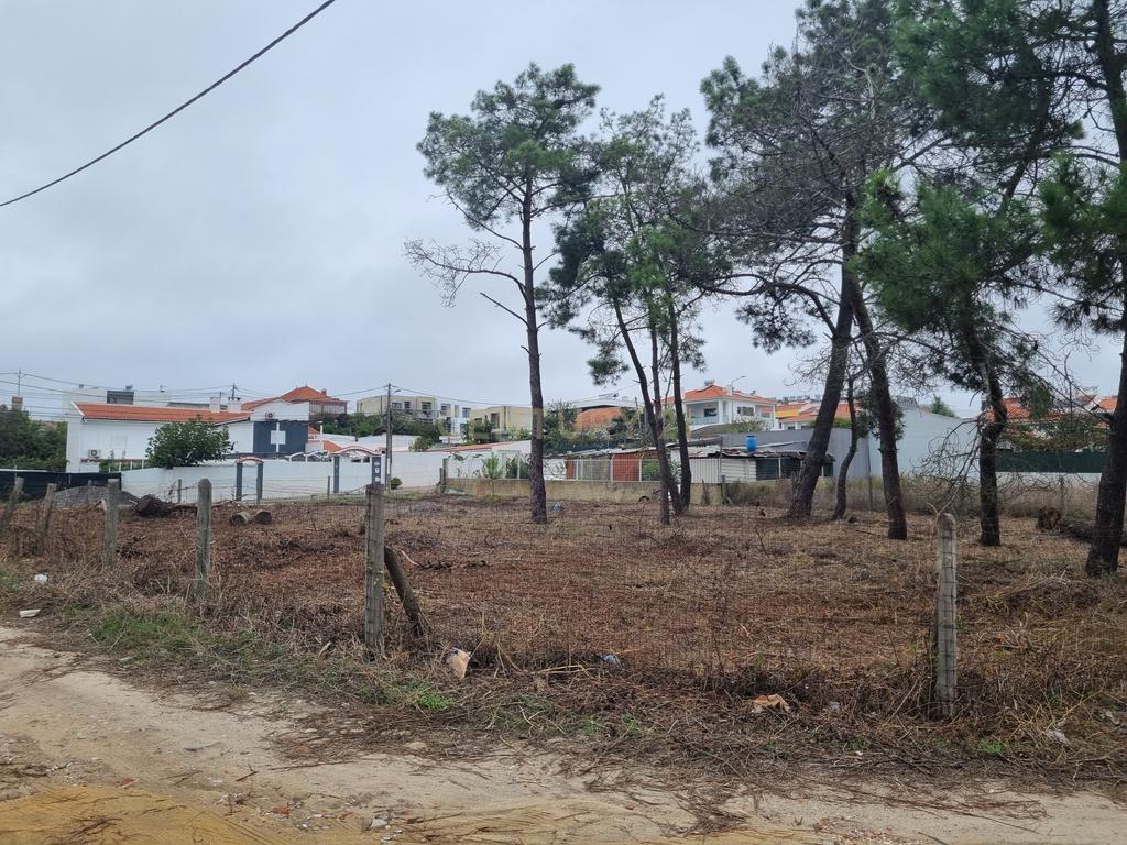 Vende Terreno Urbano Quinta do Albino - Image 4