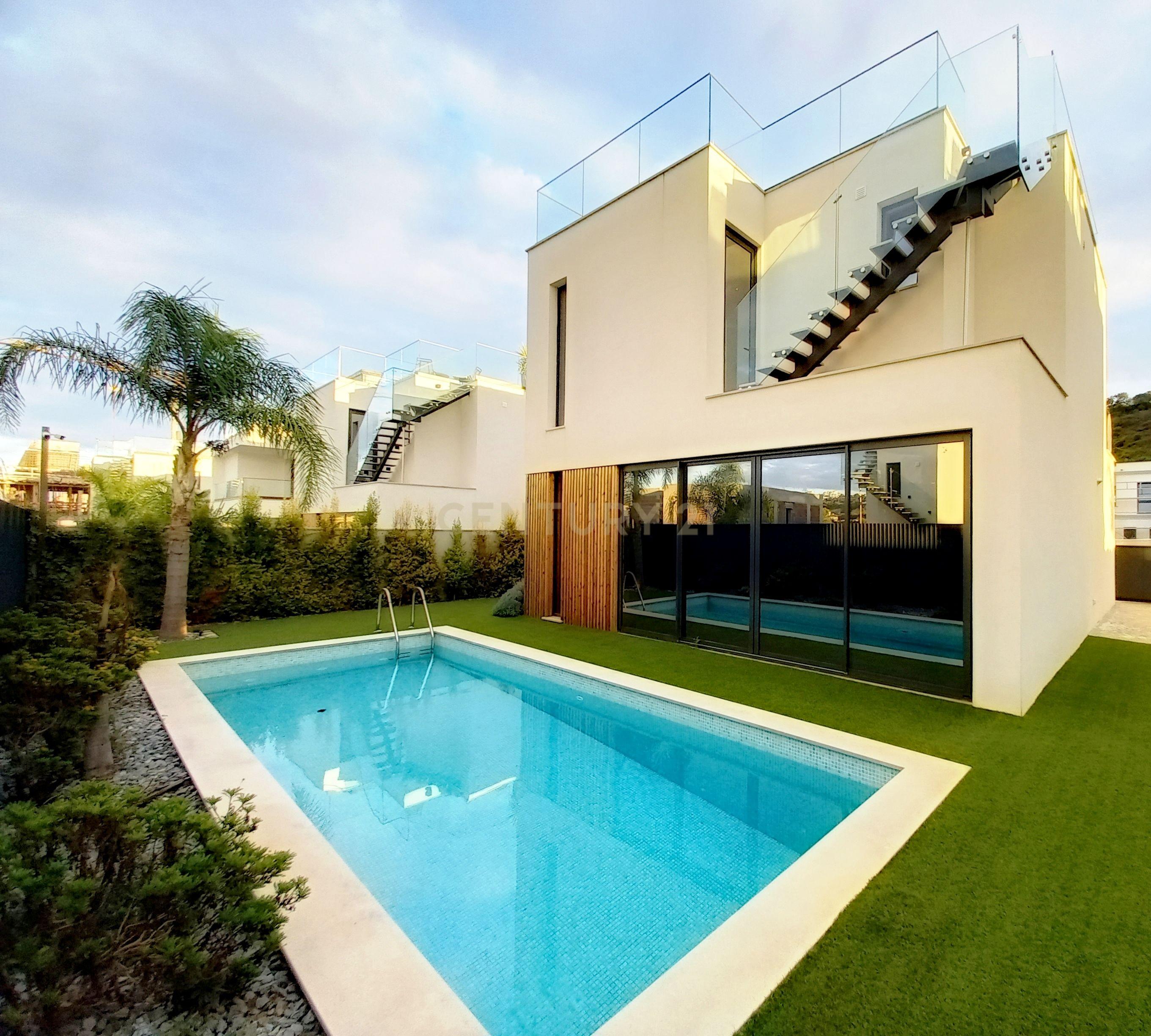 "Moradia Isolada Nova na Marina de Albufeira — Qualidade de Vida com Conforto Moderno" - Image 38