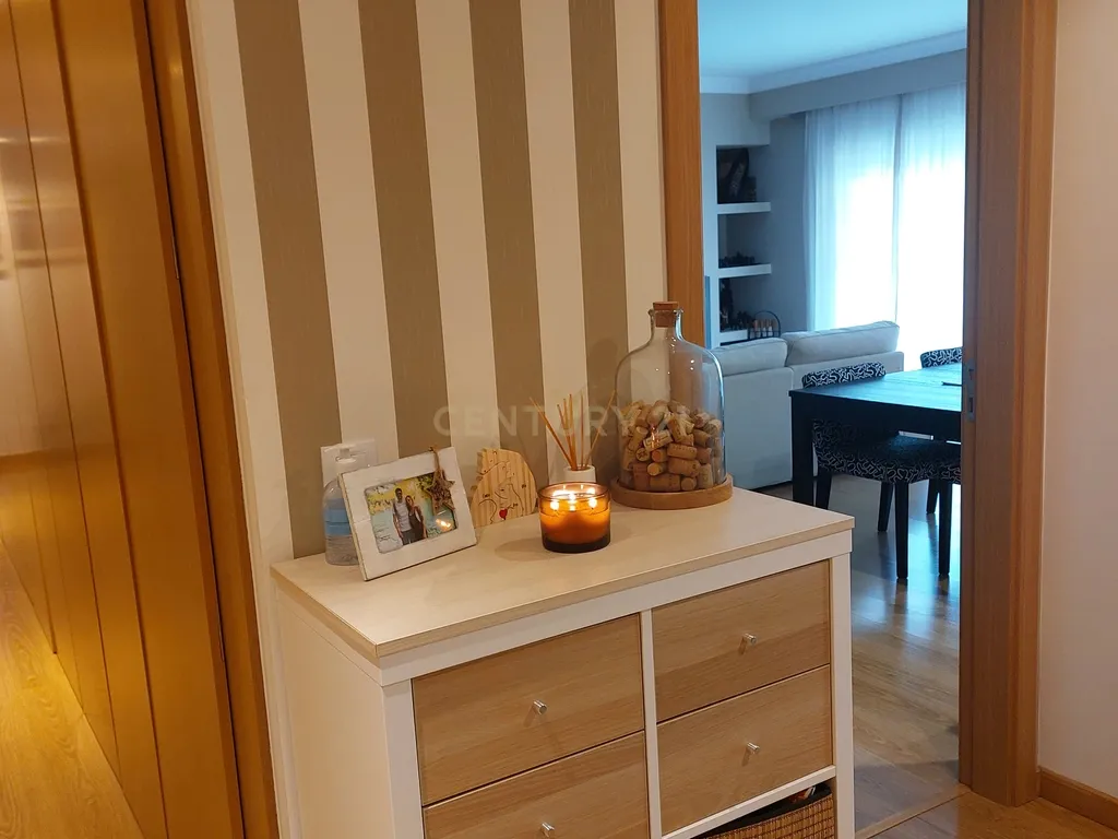 Apartamento T3 com parqueamento Palhais - Barreiro - Image 3