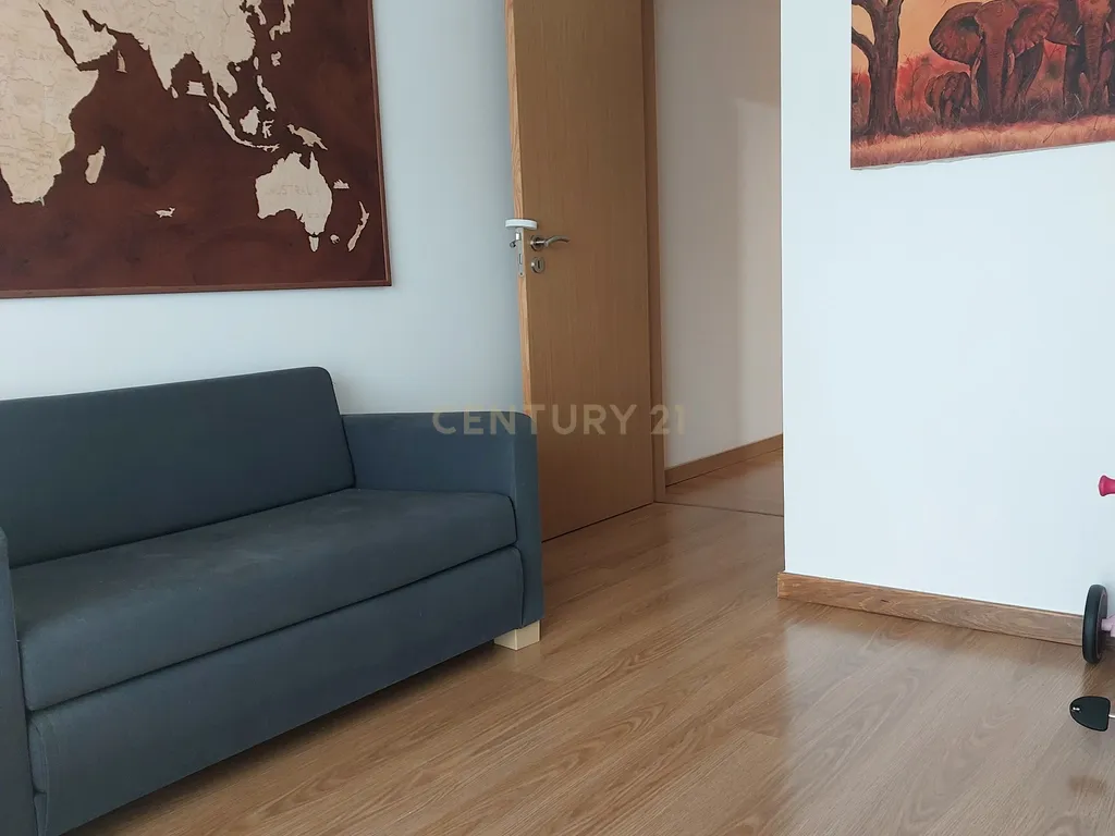Apartamento T3 com parqueamento Palhais - Barreiro - Image 27