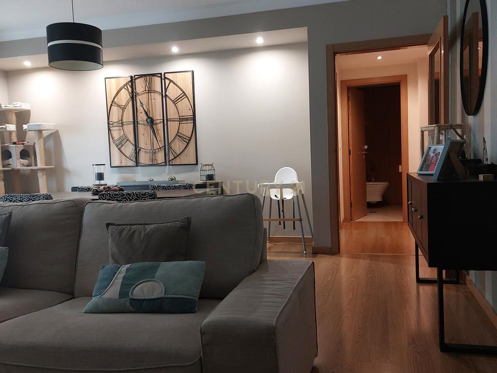 Apartamento T3 com parqueamento Palhais - Barreiro - Image 9